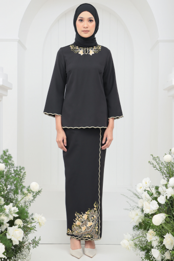 Heidi Kurung in Black