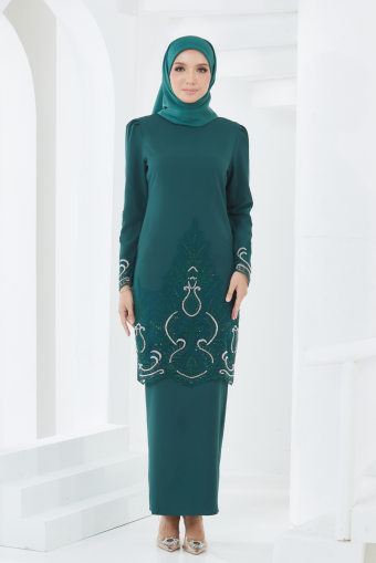 Orked Kurung in Emerald Green