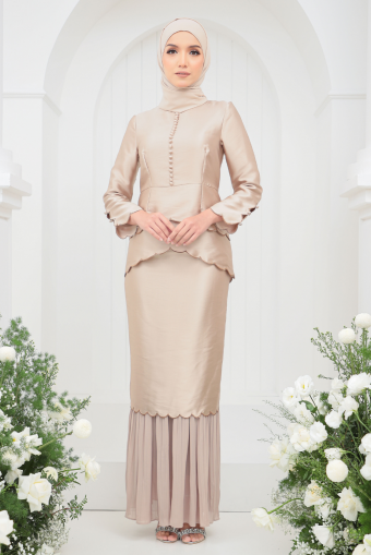 Scarlett Kurung in Champagne