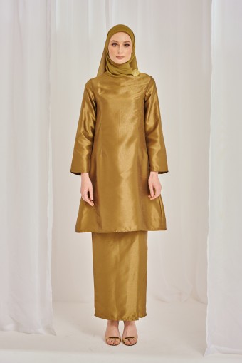 Syakila Kurung in Dark Olive