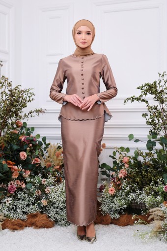 Cynthia Kurung in Brown