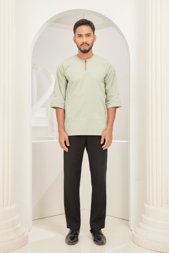 Hadry Qurta in Sage Green