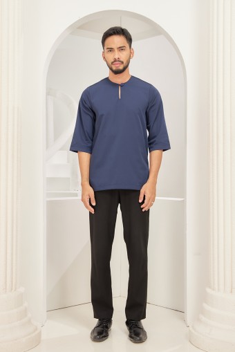 Hadry Qurta in Navy Blue
