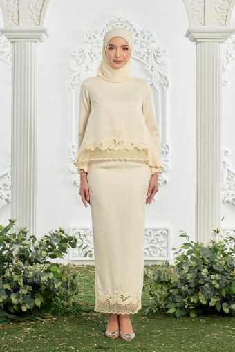 Qisya Kurung in Light Yellow