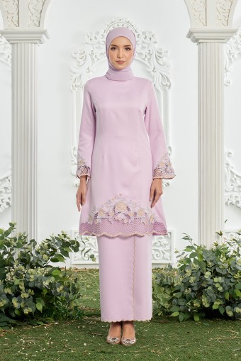 Adeline Kurung in Lilac