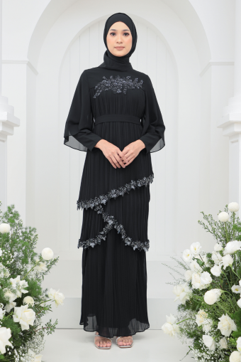 Eleanor Kurung in Black