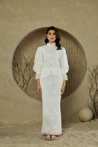 Lilia Mini Kurung in White