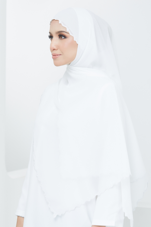Vine Embroidery Shawl - Off White