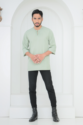 Noah Qurta in Matcha Green