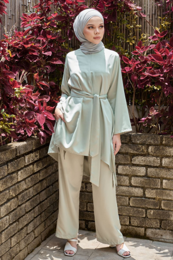 Stella Casual in Soft Sage