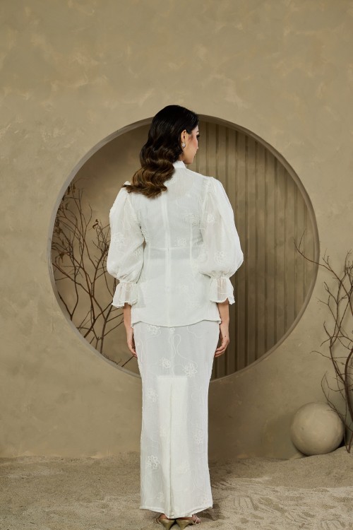 Lilia Mini Kurung in White
