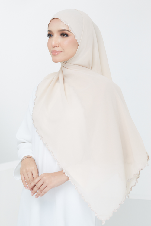 Vine Embroidery Shawl - Champagne