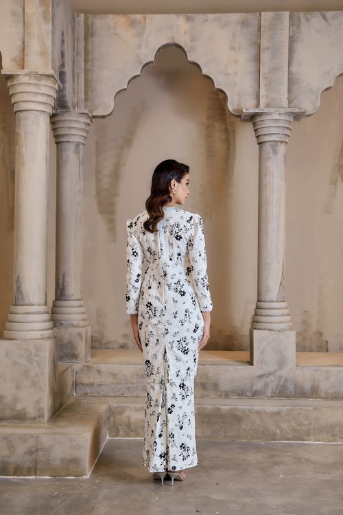 Arissa Kurung Modern in Off White