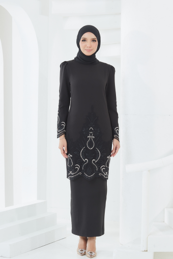 Orked Kurung in Black