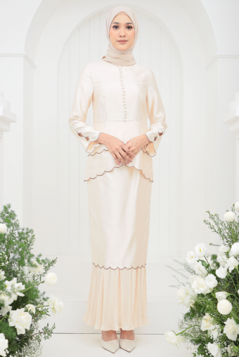Scarlett Kurung in Cream