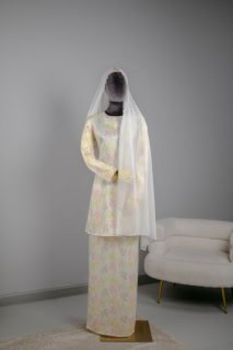 Lily Kurung