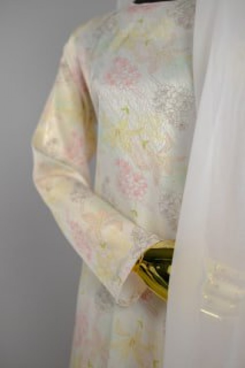 Lily Kurung