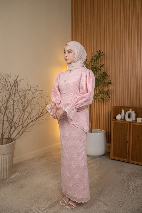 Keisha Mini Kurung in Dusty Pink