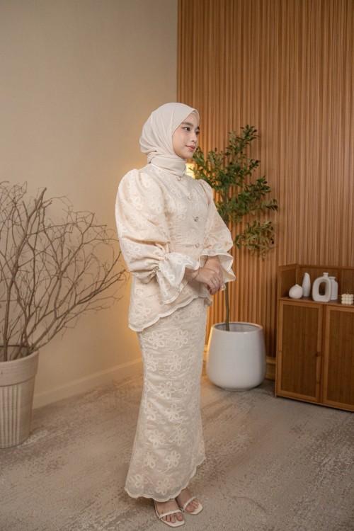 Keisha Mini Kurung in Nude