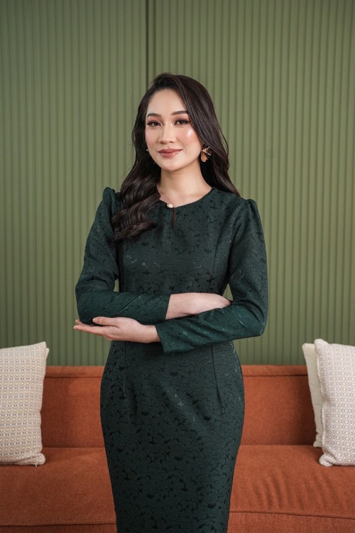 Melur Kurung in Emerald Green