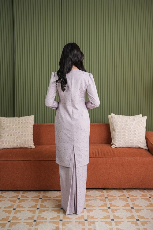 Melur Kurung in Lilac