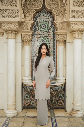 Lily Kurung in Silver