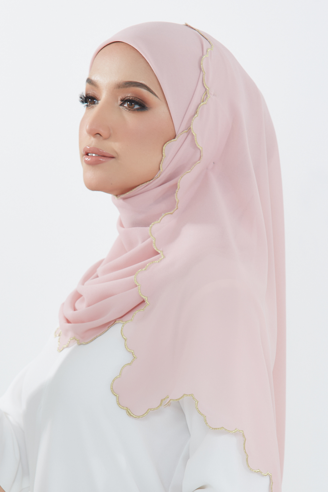 Petal Embroidery Shawl - Dusty Pink