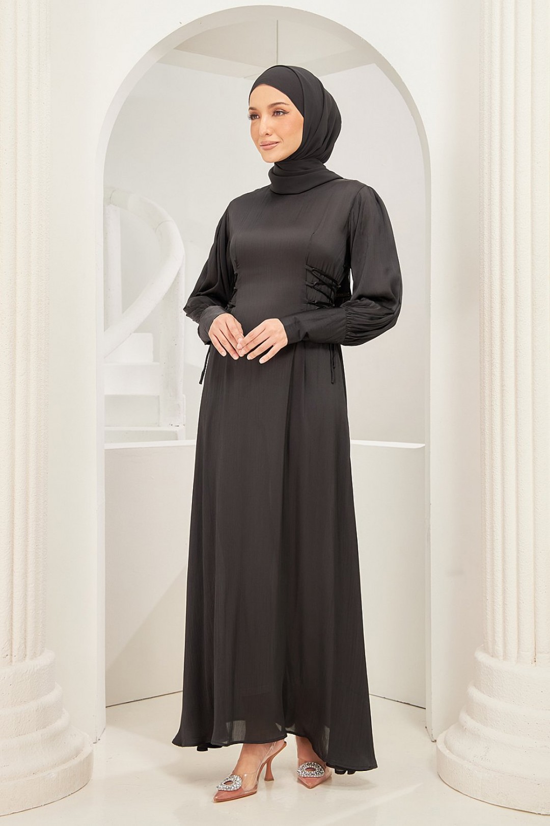 Rhea Abaya Dress in Black