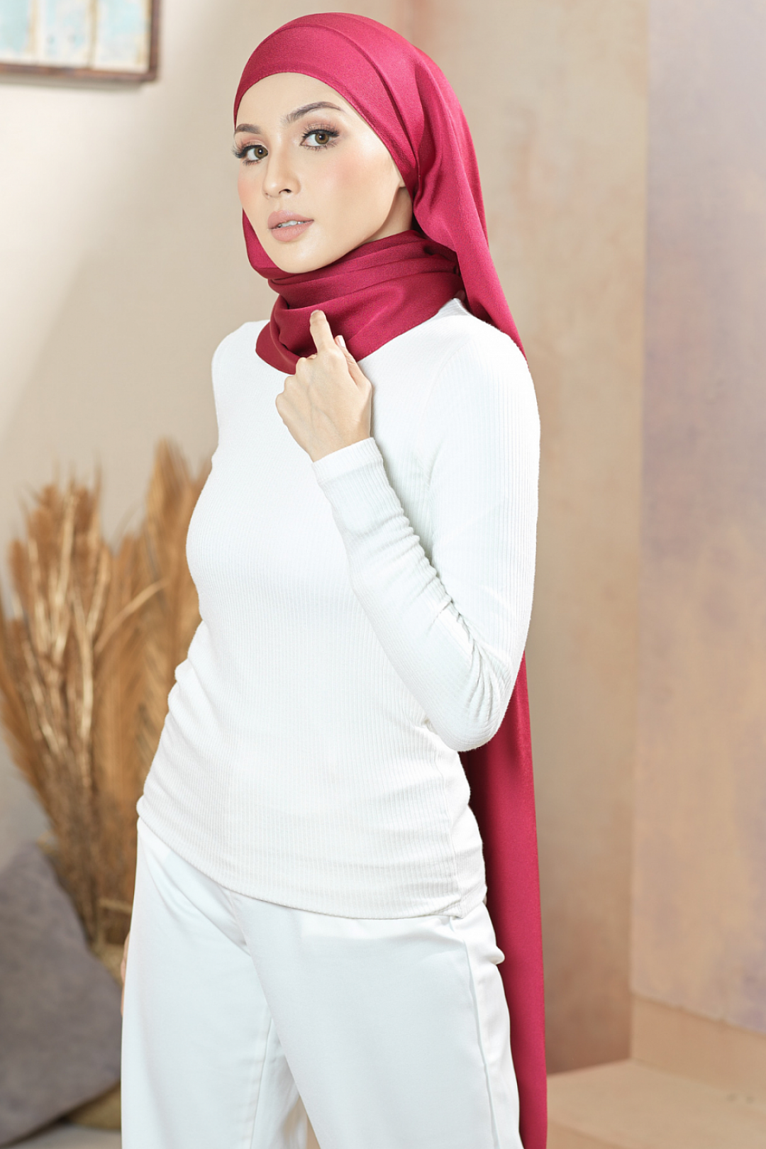 Luxe Satin Shawl - Red Chilies
