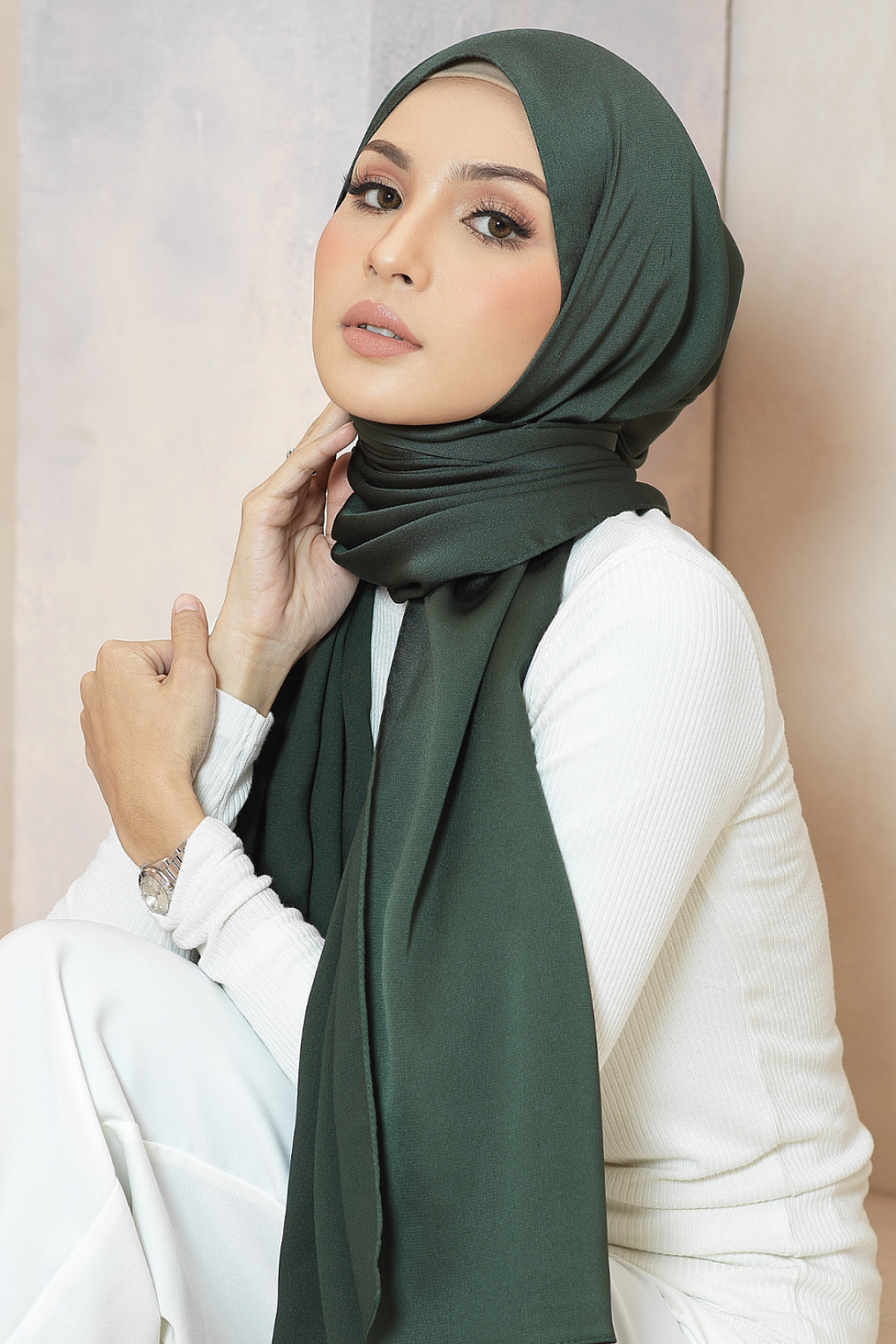 Luxe Satin Shawl - Emerald Green