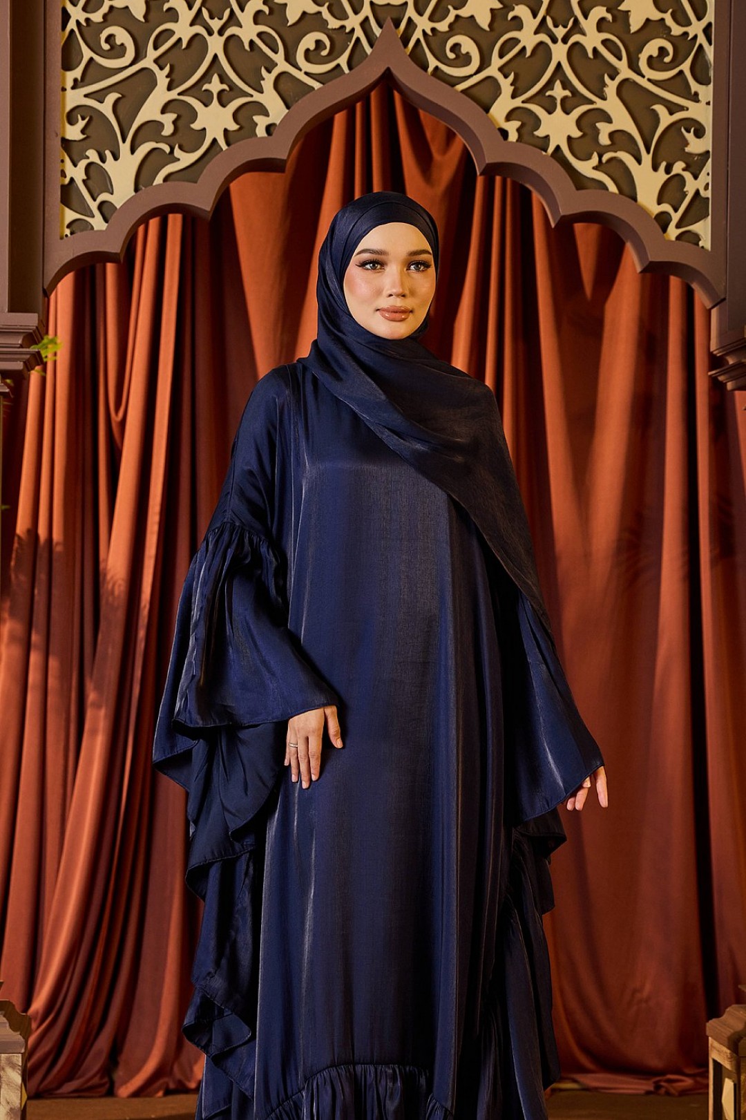 Warda Abaya in Navy Blue