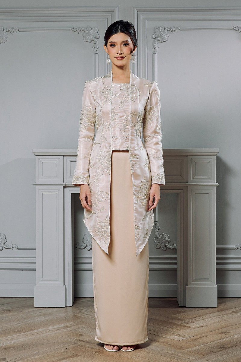 Arabell Kebaya in Champagne
