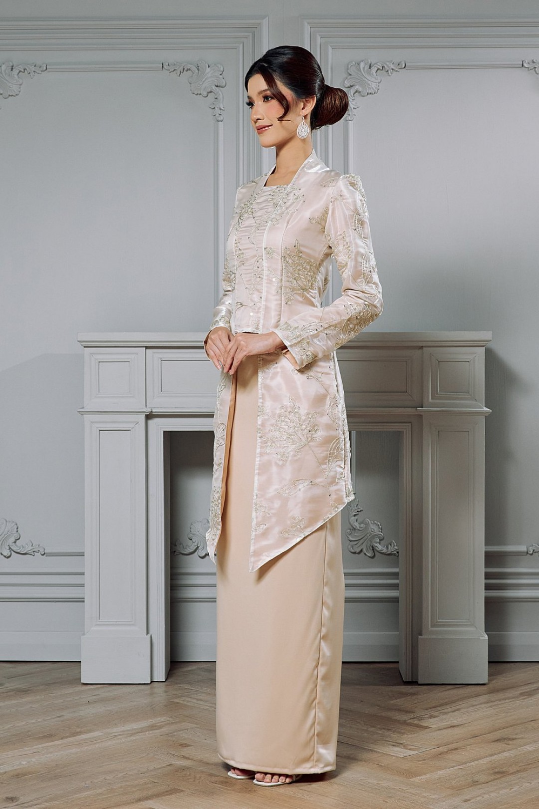Arabell Kebaya in Champagne