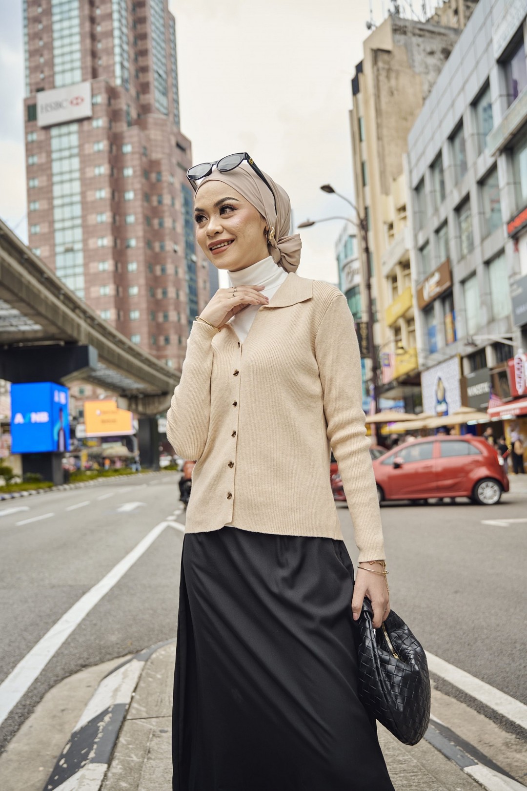 Evely Cardigan Top in Light Brown