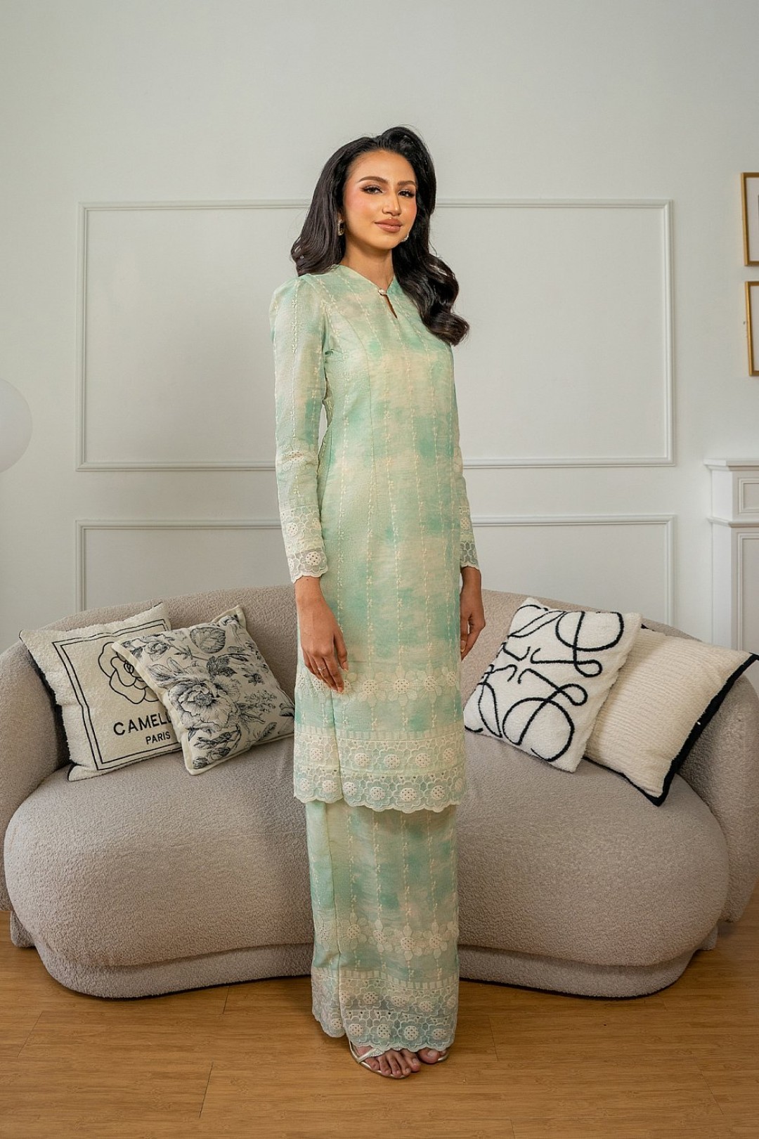 Elini Kurung Modern in Green