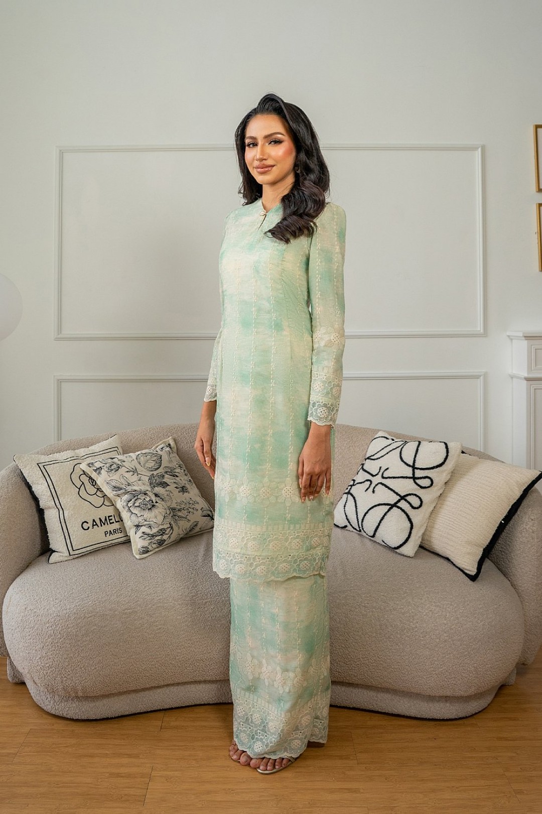 Elini Kurung Modern in Green