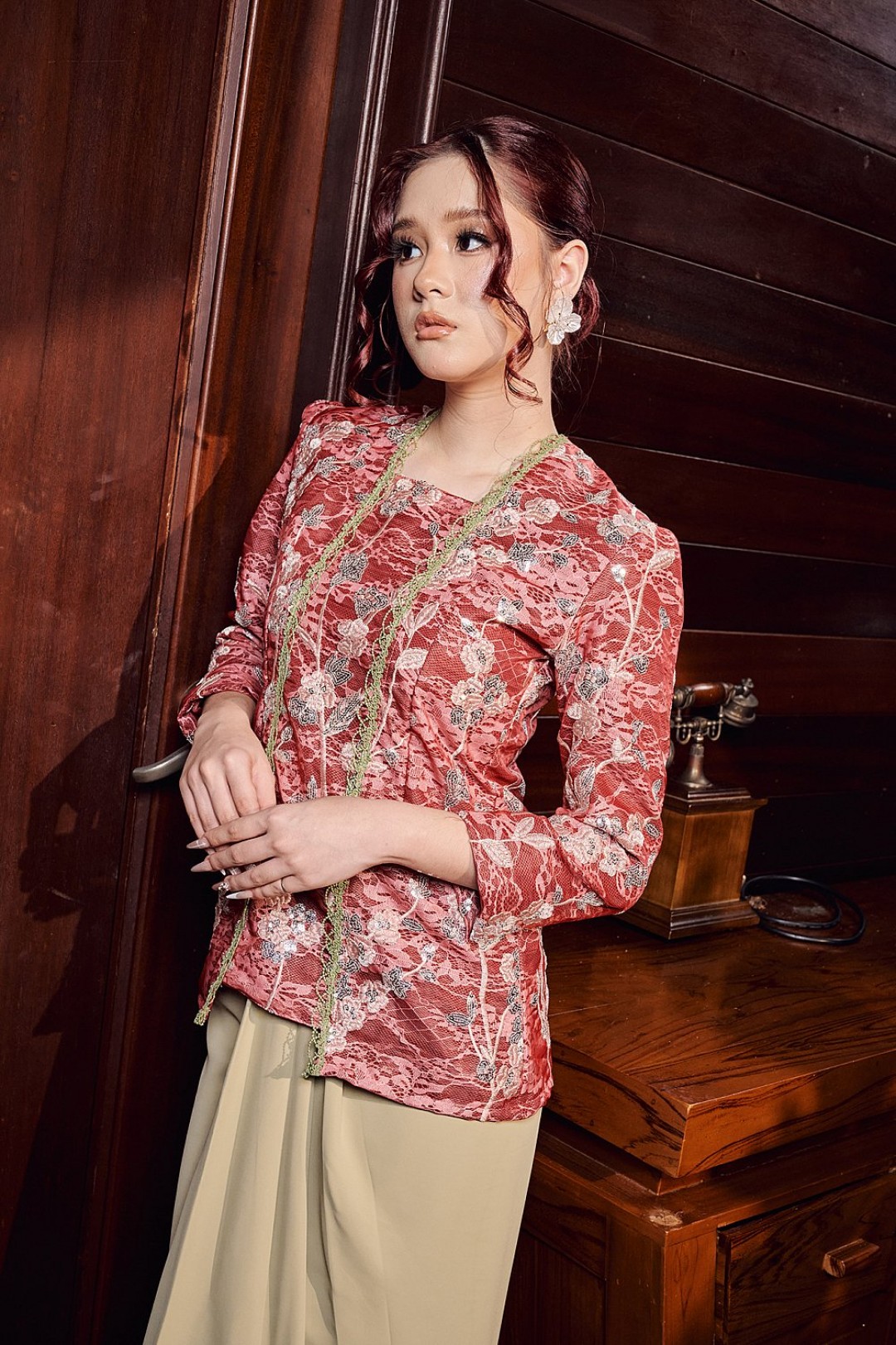Riana Kebaya in Watermelon