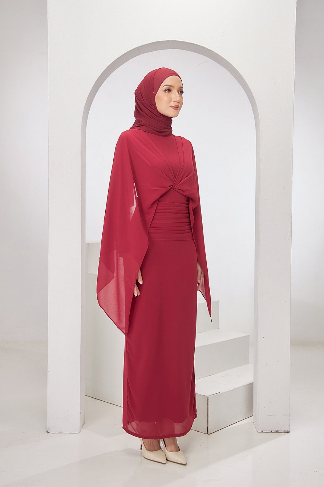 Rylee Dress in Ruby Red