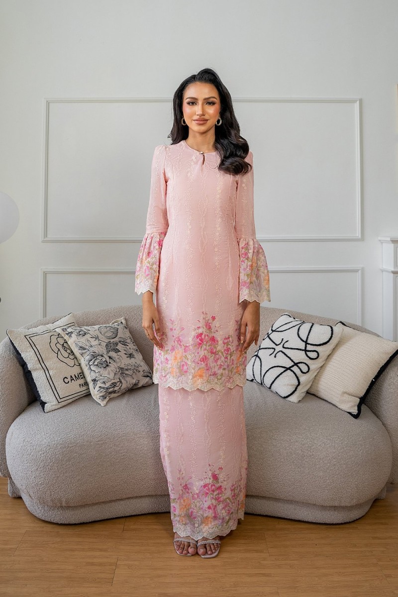 Velera Kurung Modern in Pink