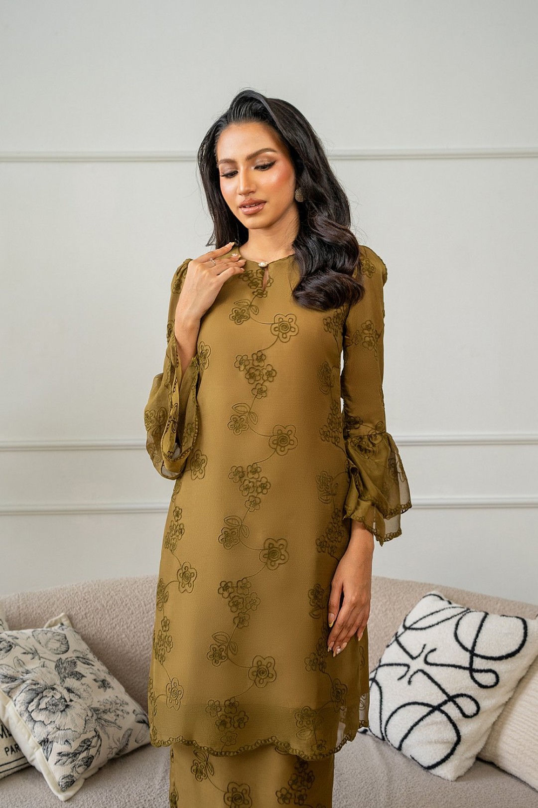 Vienna Kurung Pahang in Olive Green