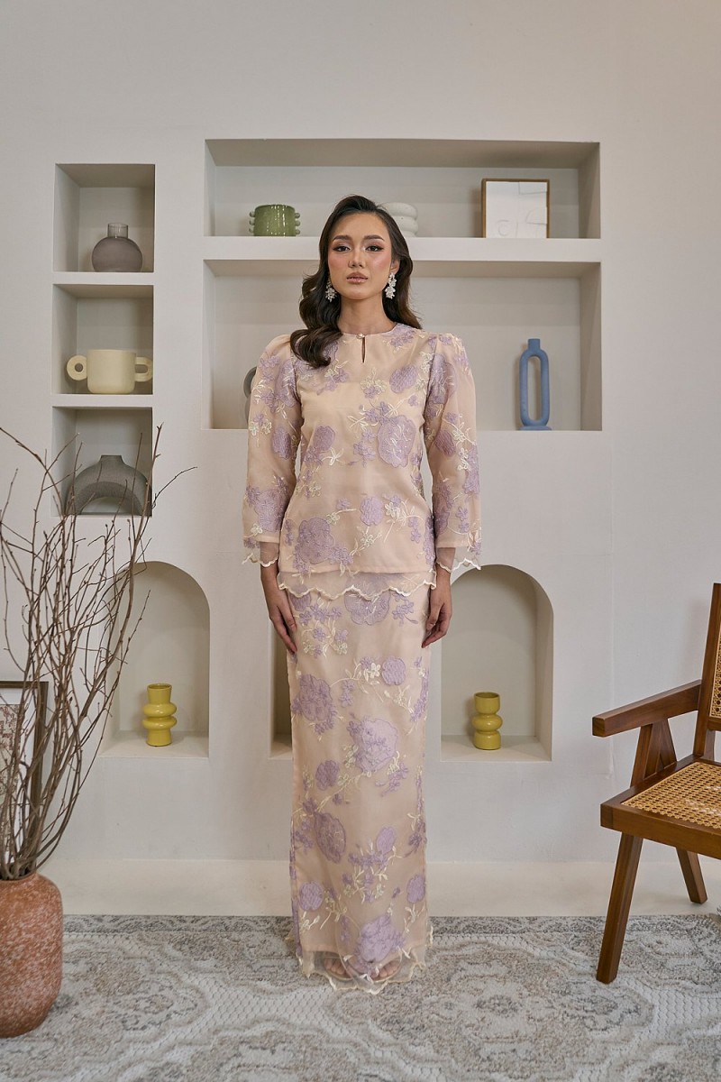 Juwita Mini Kurung in Nude