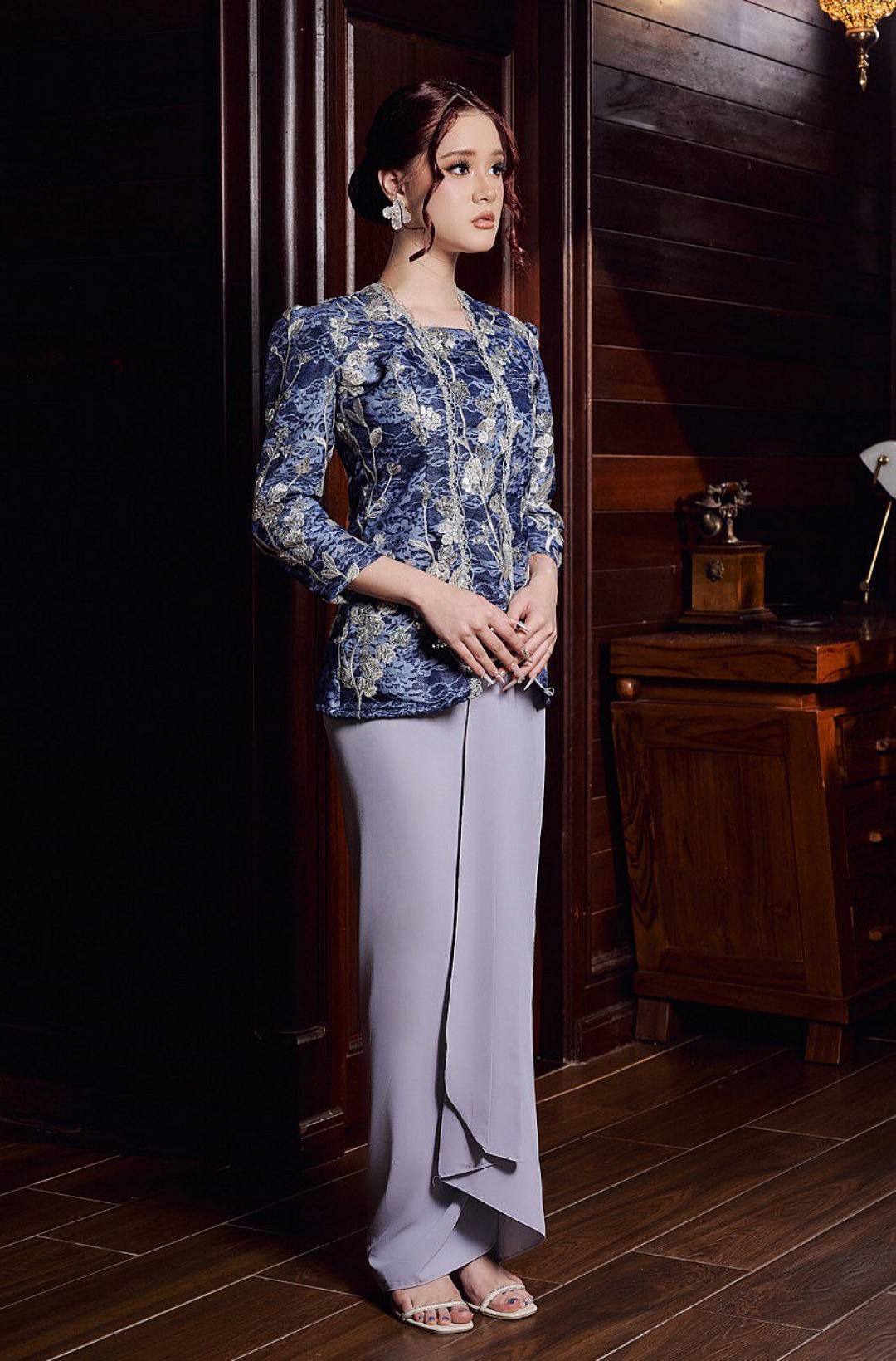 Riana Kebaya in Blueberry
