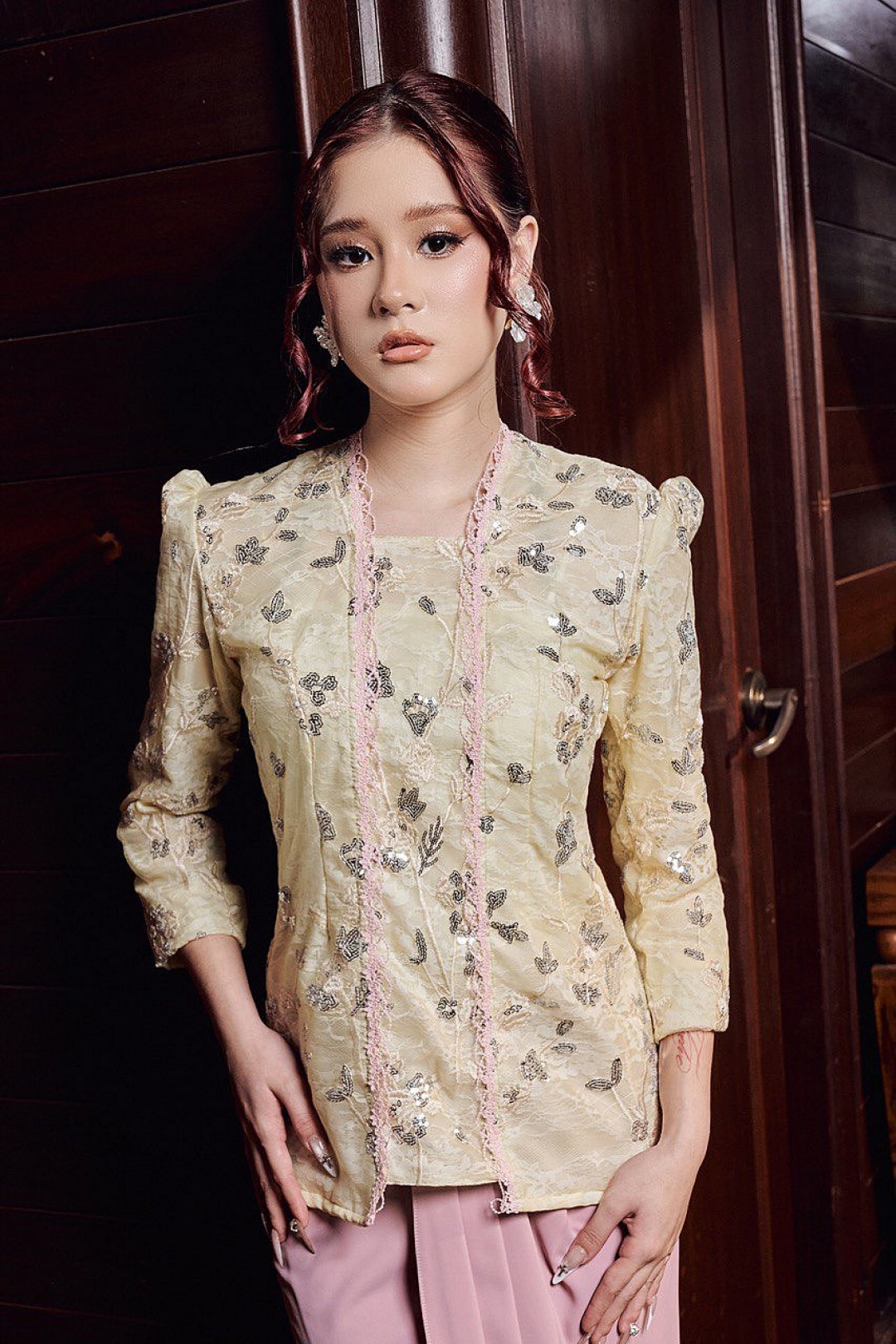 Riana Kebaya in Banana Strawberry