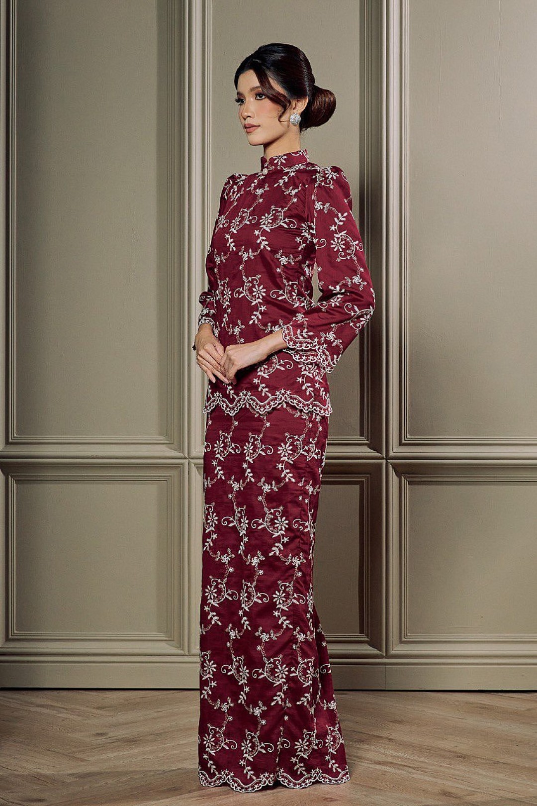 Laila Mini Kurung in Maroon