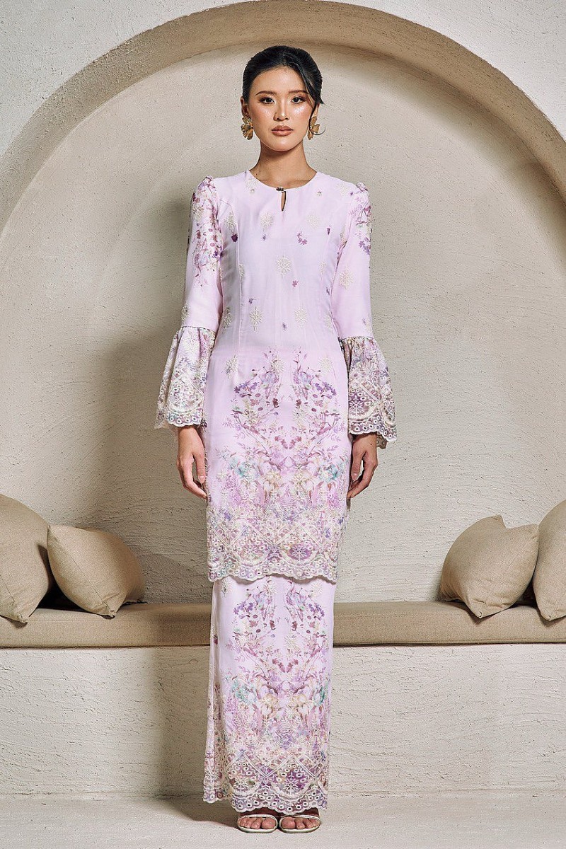 Lucia Kurung in Lilac