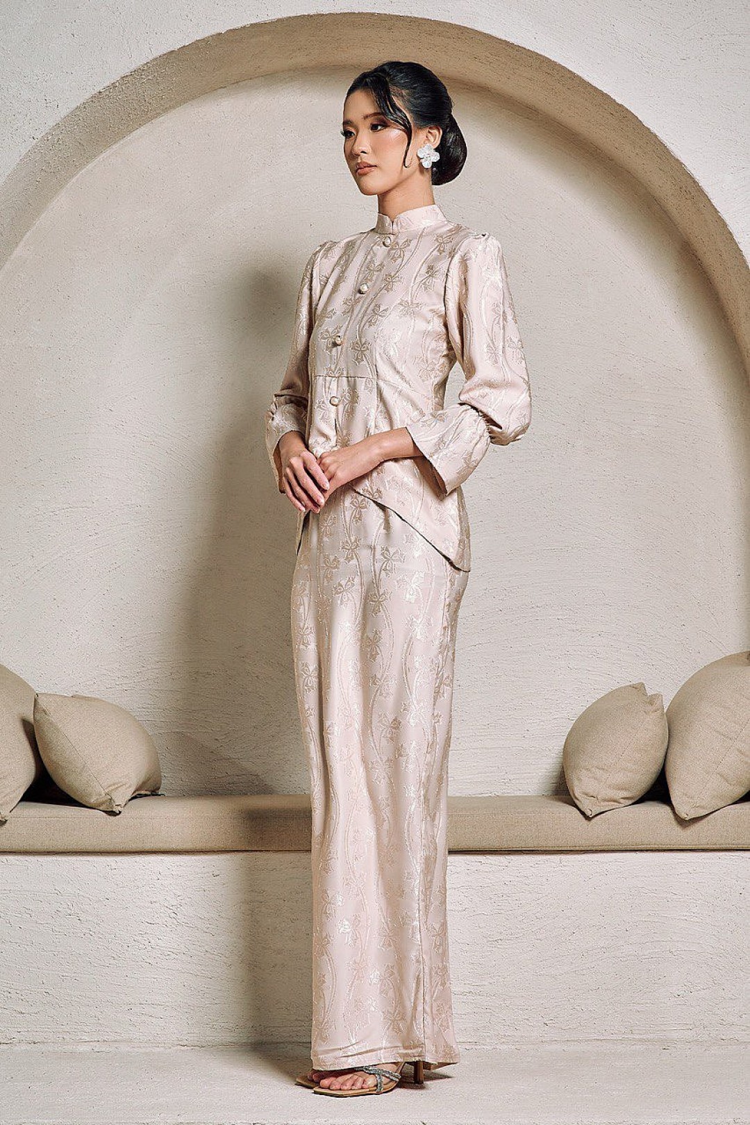 Misha Mini Kurung in Champagne