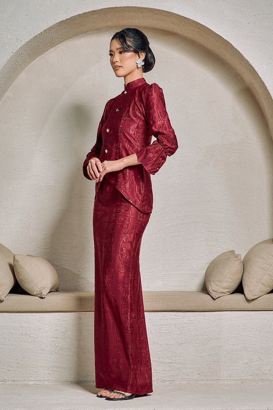 Misha Mini Kurung in Maroon