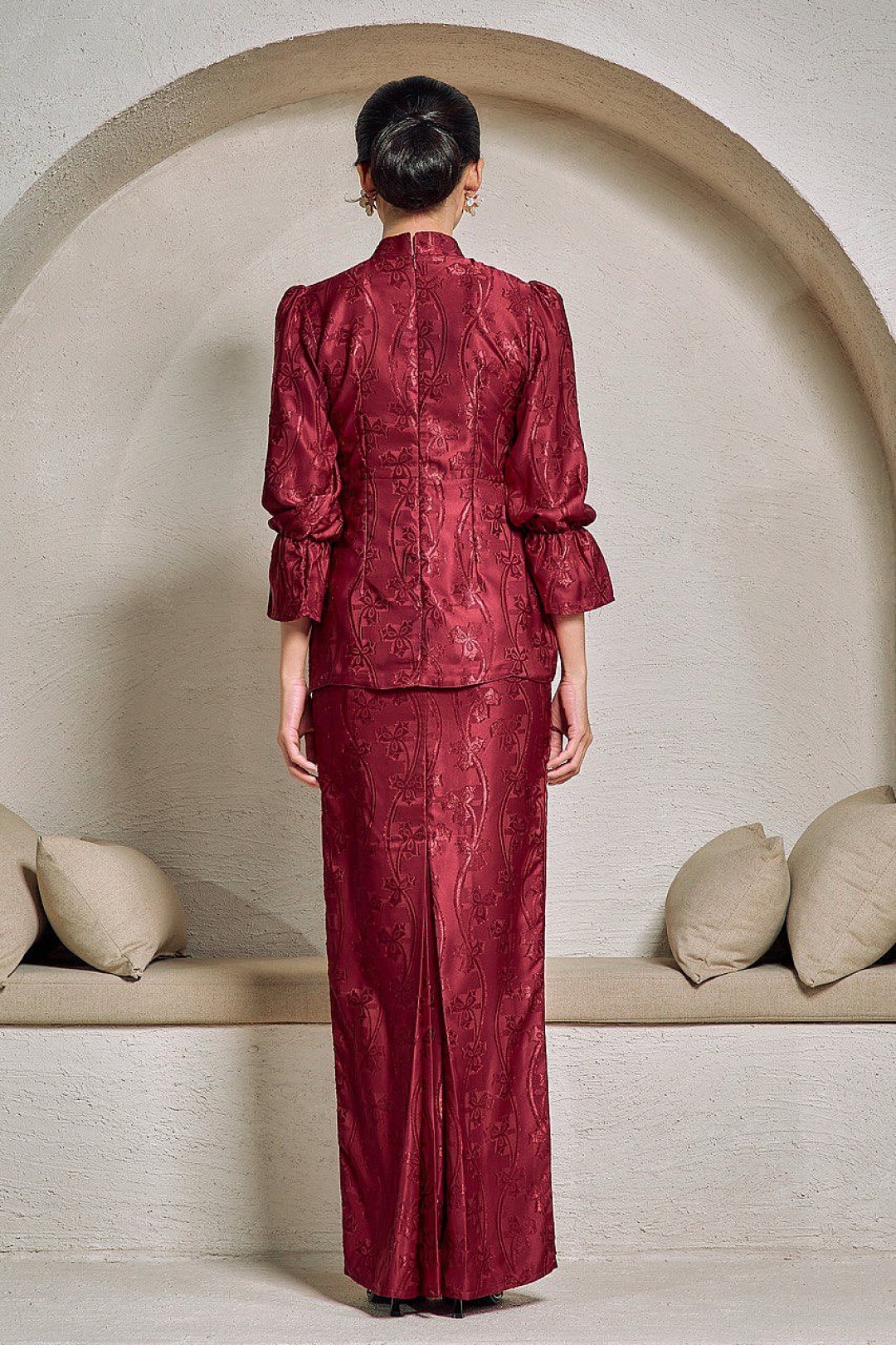 Misha Mini Kurung in Maroon