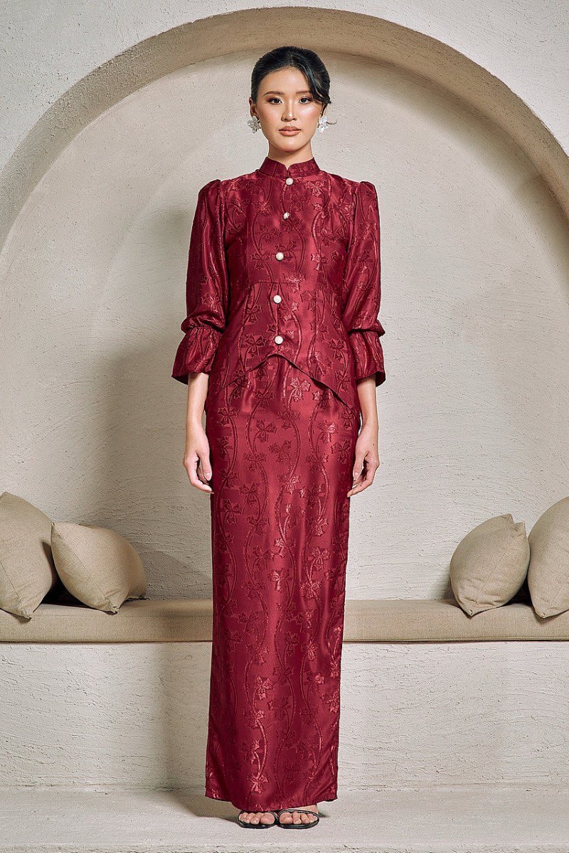 Misha Mini Kurung in Maroon