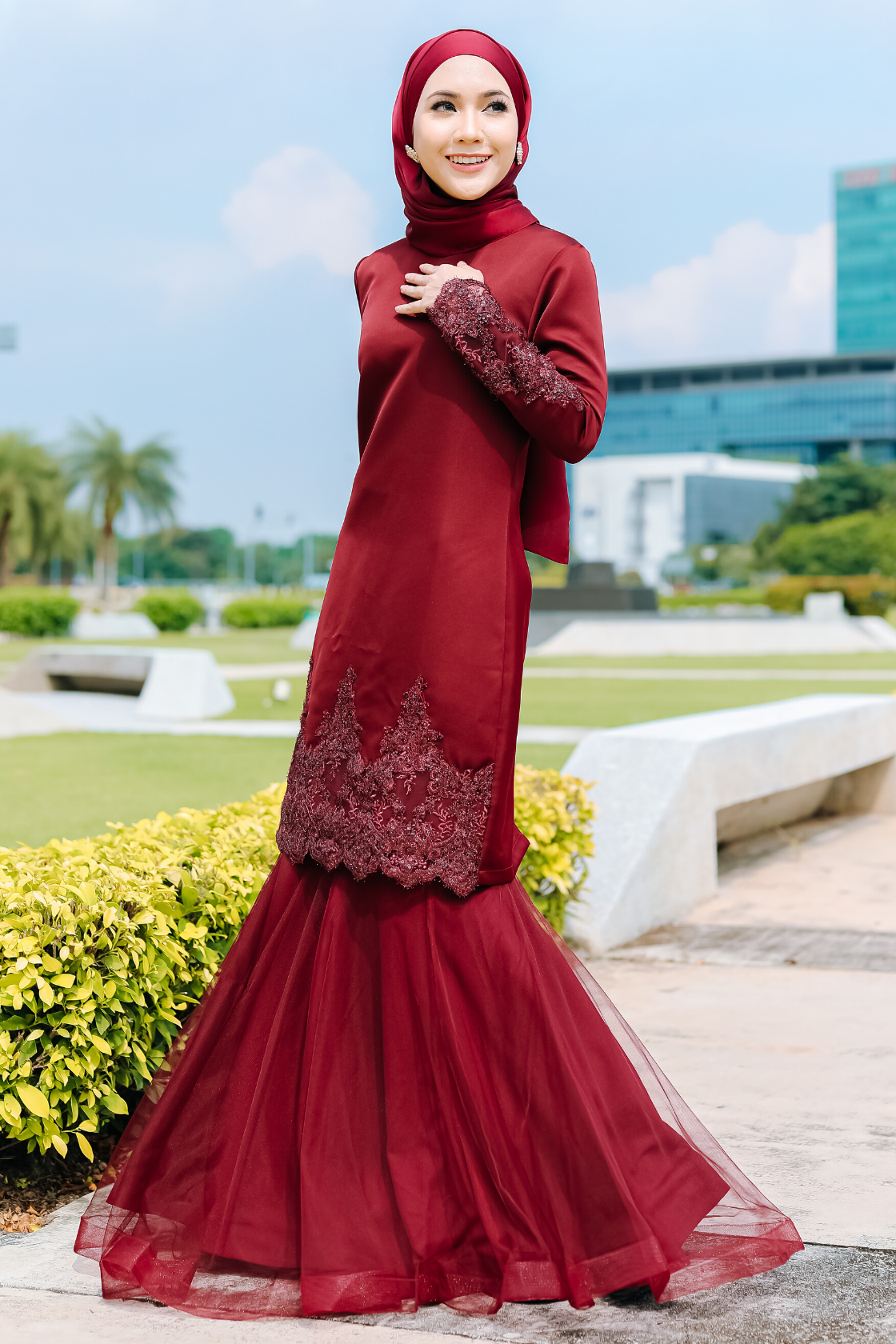 burgundy baju kurung